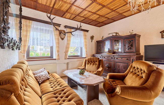 2 bedroom Apartment in Vrchlabí with private pool and garden - Photo 2