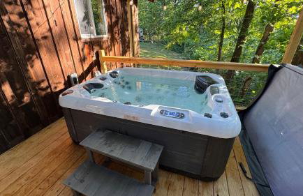 Hot tub - Near the Gorge and Cave Run - Foto 1