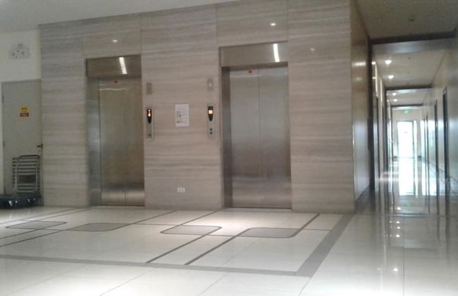 One Palm Tree Apartments - Foto 18