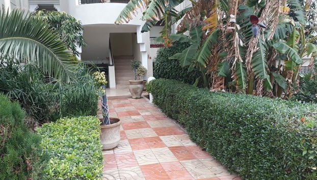 Entrada al alojamiento