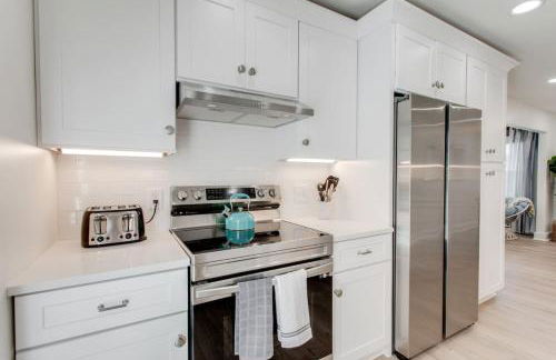 Professionally Designed 4BD Central location - Foto 15