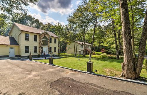 Game Room and Yard Family Paradise in Pocono Summit - Foto 40