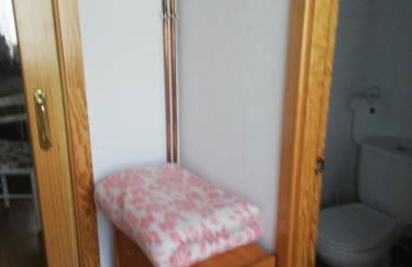 Pequeño adosado de montaña con terraza - Foto 14