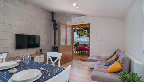 2 Bedroom Awesome Home In Praznica - Foto 5