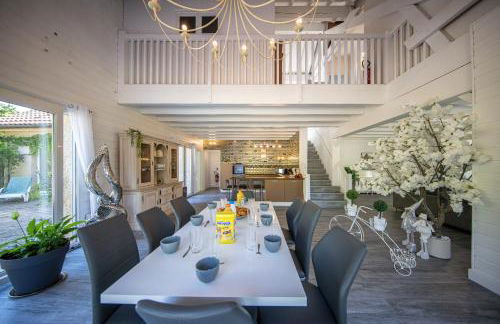 Zenitude Villa - Indoor Pool & Jacuzzi - Foto 57