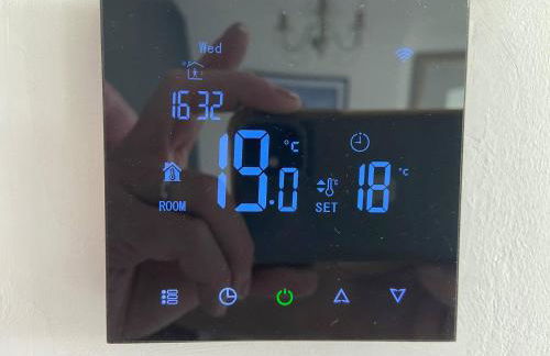 Grammar School Yard Four Bedroom Free Parking - Foto 11