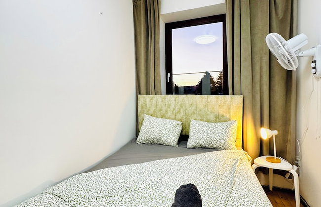 Cozy 3BR Apt with Garden Sleeps 10 - Foto 80
