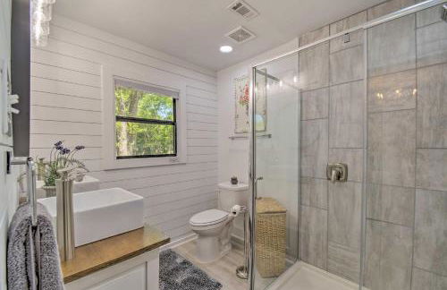 Riverside New Magnolia Springs Home with Dock, Beach - Foto 12