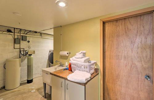 Lakeside Home with Beach about 14 Mi to Ski Area! - Foto 28