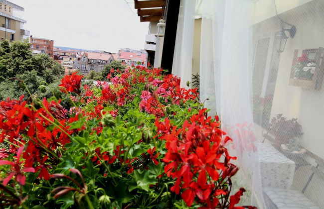 Vintage apartment in the city jungle - Photo 30