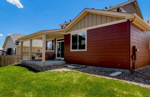 Stylish 4-Bed House - Spruce - Parking - Garden - Wi-Fi - Foto 25