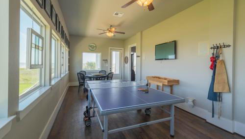 Beachfront 4BR - Pickleball, Gameroom, Luxury Gated Community! - Photo 3