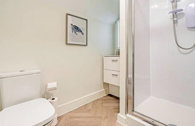 Beautiful 1-bed Apartment in Tunbridge Wells - Photo 4