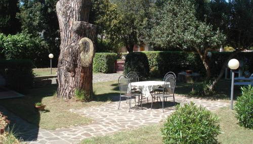 Appartamenti Portiglioni-Cipressi - Photo 3, Garden view