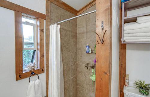 Hot Tub and Fire Pit Secluded Dos Rios Escape! - Foto 13