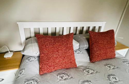 The Barn cottage with hot tub overlooking the lake - Foto 15