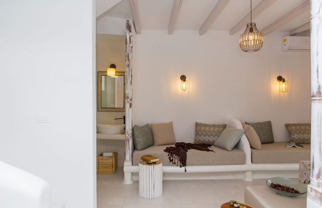 Naxian Lounge Villas - Photo 43