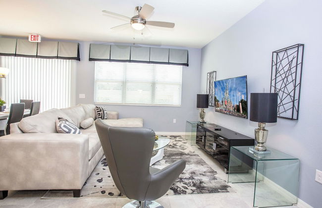 Cozy Family Friendly 4Bd Close to Disney 5149 - Foto 1