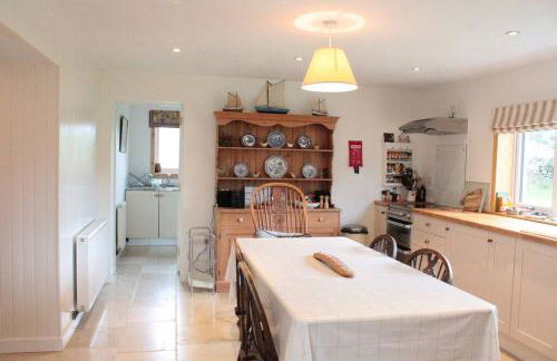 Pet Friendly 3BR Scenic Family Haven with Fibre WiFi - Foto 23