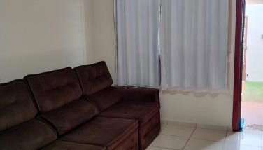 Casa espaçosa em bairro nobre - Foto 3