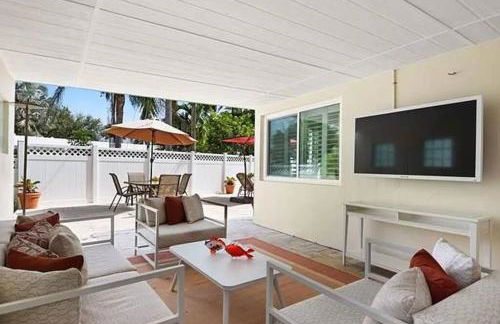 ~Villa Victoria Luxury! (Pool)~1 mile from beach - Foto 44