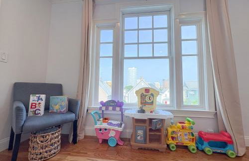 Family-Friendly 4 Bed 3 Bath Downtown Delight - Foto 4