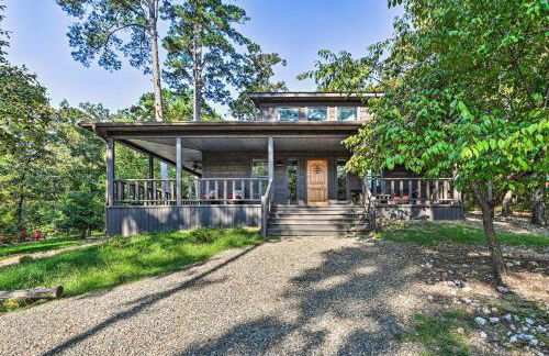 Luxe Broken Bow Cabin with Tesla Charging Station - Photo 19