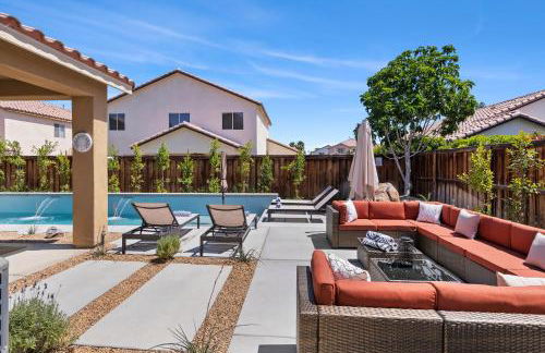 Spacious Private Home with Saltwater Pool & Hot Tub - Foto 34