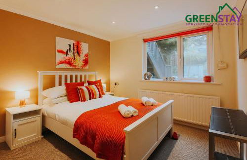 "The Garden Apartment Newquay" by Greenstay Serviced Accommodation - Beautiful 2 Bed Apartment With Parking & Garden Terrace, Dog Friendly, Close To Beaches, Shops & Restaurants - Perfect For Families, Couples, Small Groups & Business Travellers - Foto 38