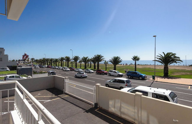 First Floor Apartment With Beautiful sea View - Photo 10