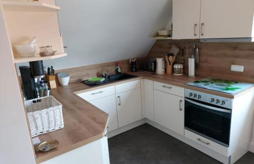 2 Zimmer Wohnung, Wallbox, Balkon, zentral - Photo 2