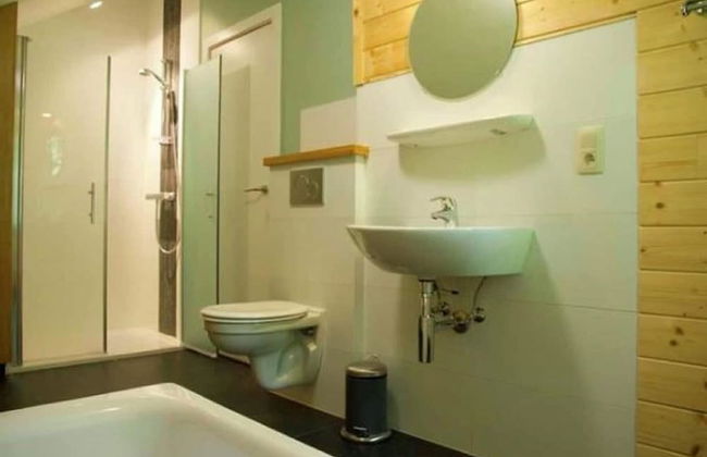 Luxurious, Spacious Villa With Sauna Located Next to a Castle - Foto 13