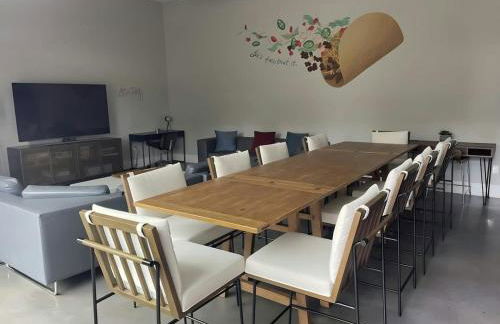 Modern 2-Home Private Oasis w Pool Hot Tub in DT - Foto 8