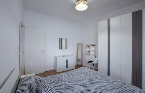 2 Bedroom Cozy Apartment In Staletti - Photo 15