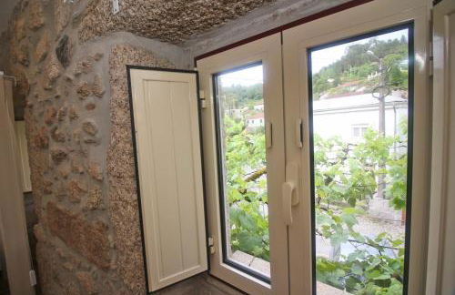 Casa da Lameira II by Gerês Casas - Foto 23