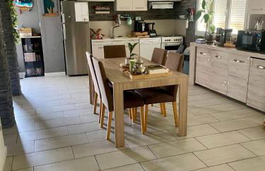 Home 5km circuit 24 hours of Le Mans, motoGP, 6 beds - Foto 14