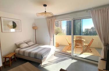 Luxueux Studio Neuf - Frontière Monaco - Piscine - Parking privé - Foto 8