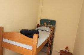 Apê Retrô com Wi-Fi e Vaga - 350 m da Praia da Enseada - Foto 28