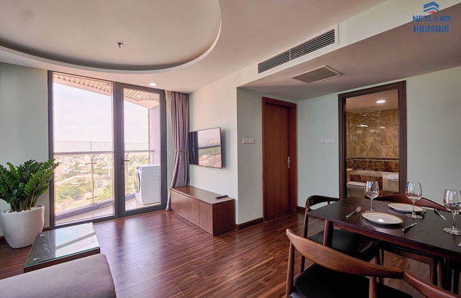 Netland Westlake Legacy Suites - Photo 11