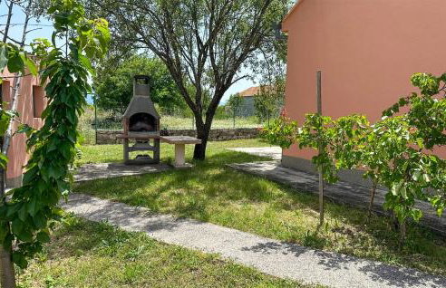 1 Bedroom Cozy Home In Knin - Foto 8