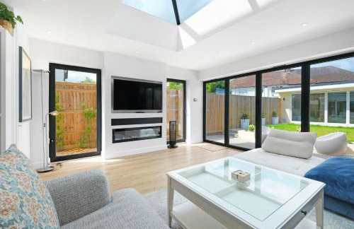 Bright 6 bedroom 3 bath house ideal for Pinewood Studios - Foto 64