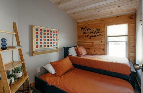 Mural Art Cabin With Pond And Hot Tub - Foto 32