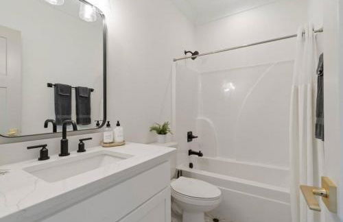 Lakeside Retreat Marina/Pool, Golf Cart, Game Room - Foto 46