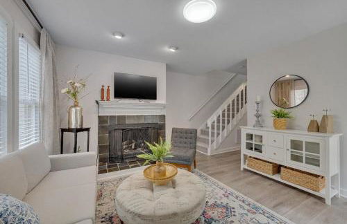 Cozy Fully-Renovated 2 BRM 2 Bath Near North Hills - Foto 19