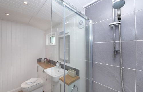 Super King Lodge-sleeps 2-hottub-sea View - Foto 18