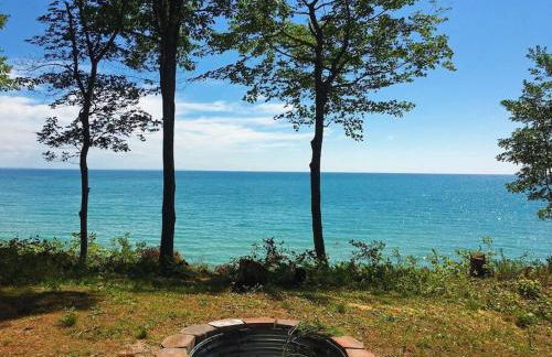 Beachfront~Private Sand Beach~Close Mackinac Ferry - Foto 10