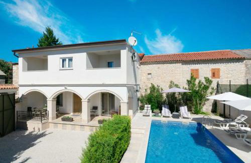 Holiday Home Villa Martin - Rückzugsort auf dem Land mit Pool by Interhome - Photo 8