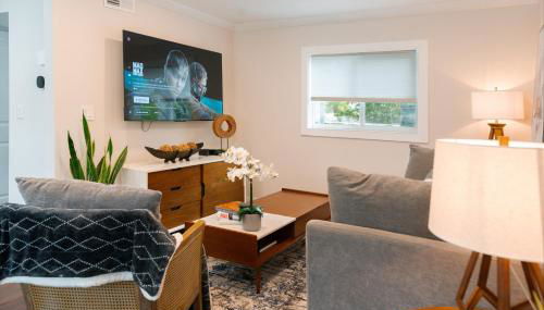 Shares Courtyard Luxury Apt - NEW! - Foto 5