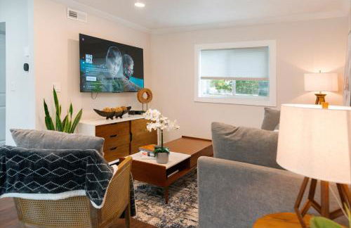 Shares Courtyard Luxury Apt - NEW! - Foto 5