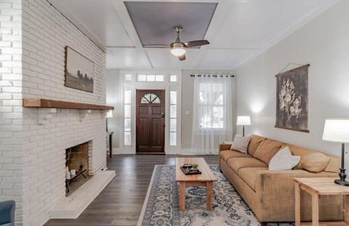 Modern Cottage on Michigan - Photo 7